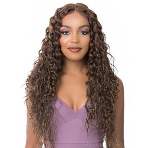 NWT! IT'S A WIG - Catalina